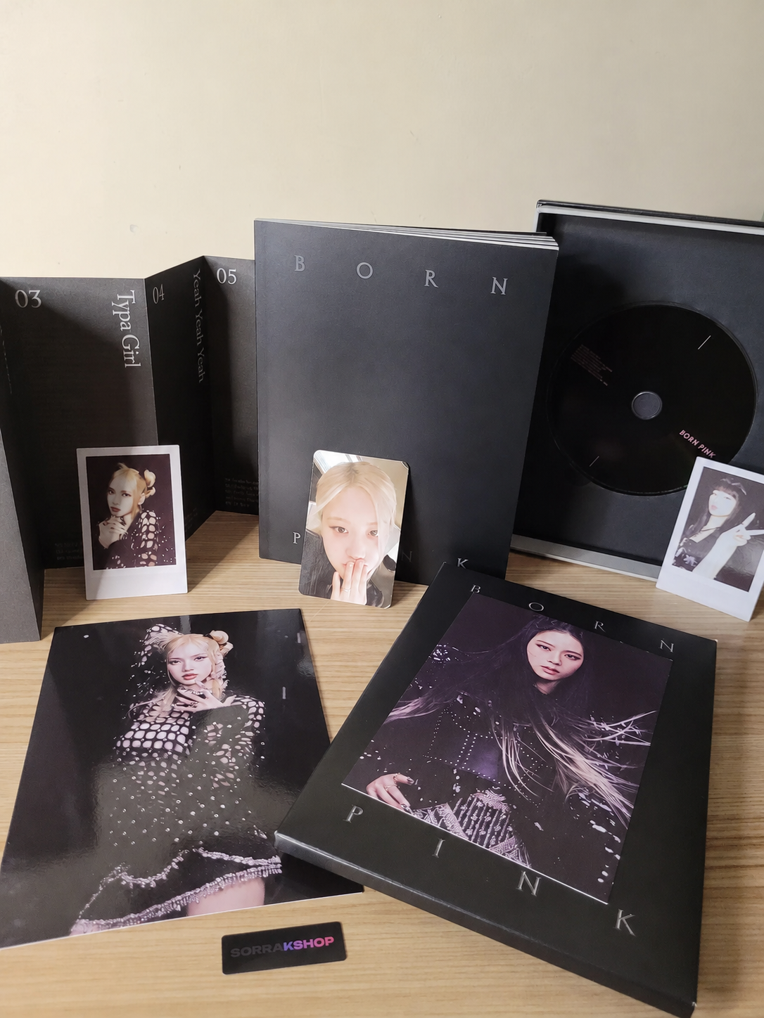 Unboxing album BLACKPINK Born Pink